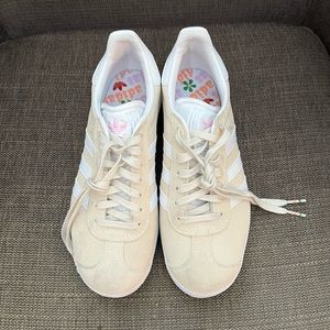 Women’s Adidas Gazelle